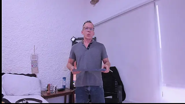  axelking  online show from 22, 12, 2025