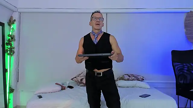  axelking  online show from 15, 11, 2025