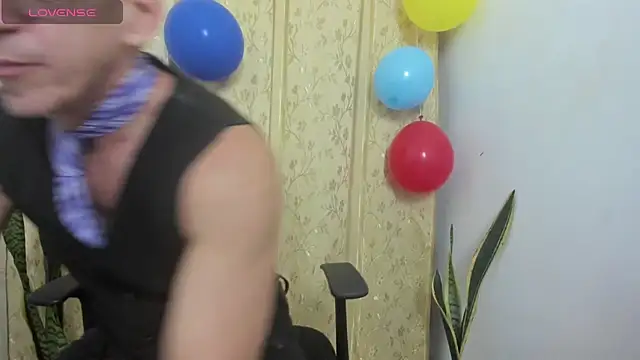  axelking  online show from 18, 6, 2026