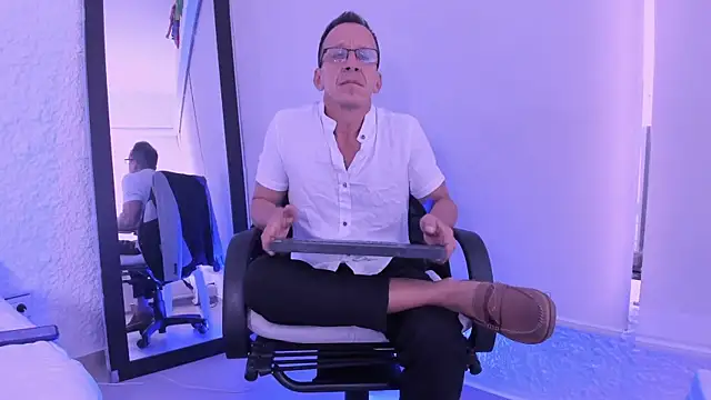  axelking  online show from 5, 3, 2026