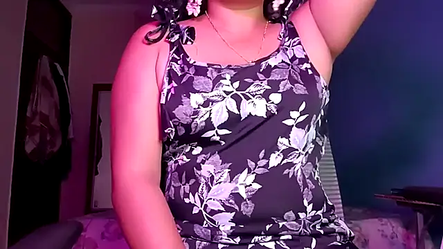 Snapshot of horny_milf_couple chatting on 11, 5, 2026 horny milf couple online show from 11, 5, 2026