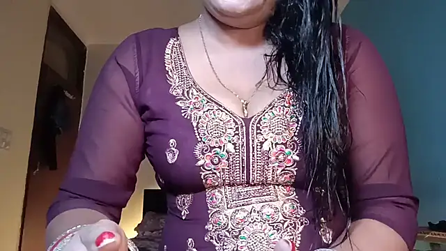 horny milf couple online show from 6, 6, 2026