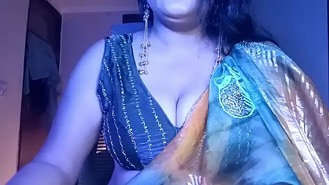 horny milf couple online show from 11, 6, 2026