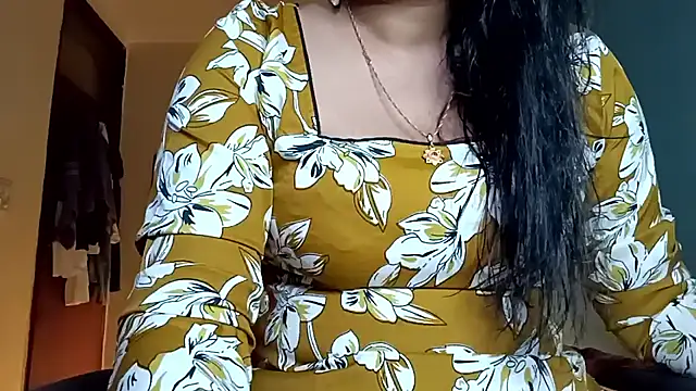 Snapshot of horny_milf_couple chatting on 31, 5, 2026 horny milf couple online show from 31, 5, 2026