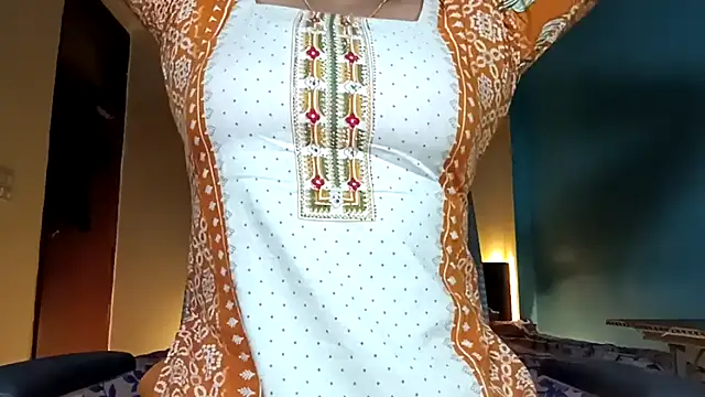 horny milf couple online show from 7, 6, 2026