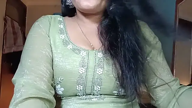 horny milf couple online show from 15, 6, 2026