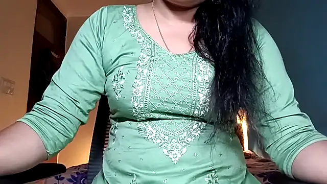 horny milf couple online show from 8, 6, 2026