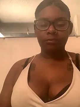 ThickChick94 online show from 18, 10, 2025