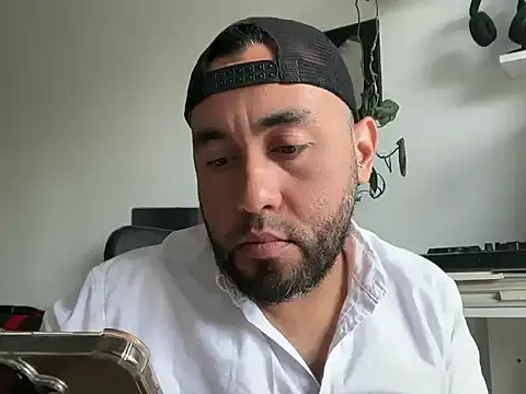 Snapshot of Domfetishx chatting on 6, 11, 2025 Domfetishx online show from 6, 11, 2025