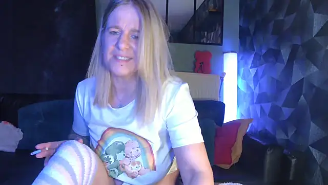 Delichieuse5 online show from 19, 2, 2026