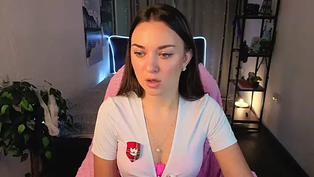 Madison Golden online show from 2, 11, 2025