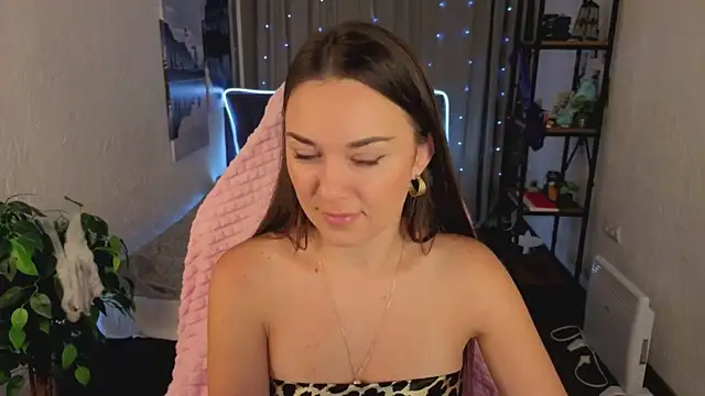 Madison Golden online show from 5, 11, 2025