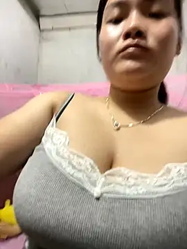 Beautiful-light22 online show from 10, 11, 2025