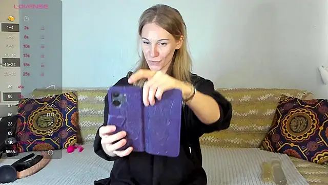 Amalia Mio online show from 1, 11, 2025