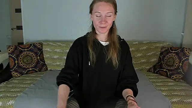 Snapshot of Amalia_Mio chatting on 17, 7, 2026 Amalia Mio online show from 17, 7, 2026