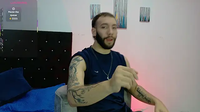 angel kyrozz online show from 2, 4, 2026