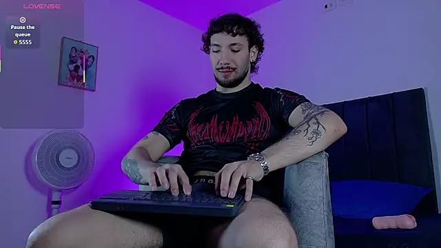 angel kyrozz online show from 20, 2, 2026