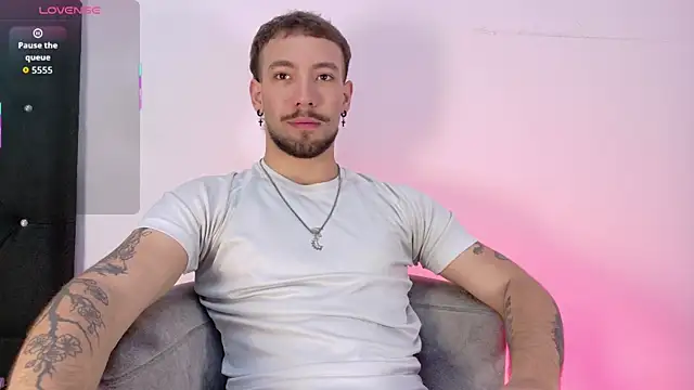 angel kyrozz online show from 23, 5, 2026