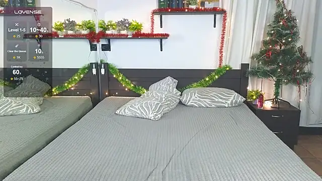 Cute Mike online show from 18, 12, 2025