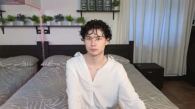 Cute Mike online show from 8, 2, 2026