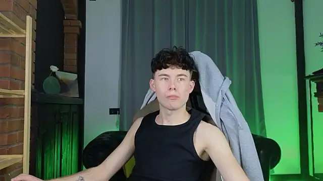 Cute Mike online show from 20, 2, 2026