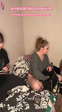 amandatheblondewife online show from 13, 3, 2026