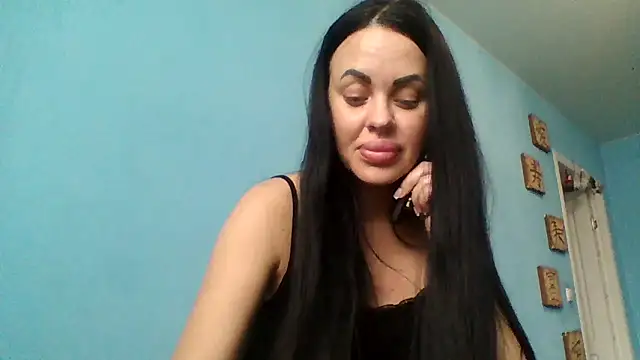 Stefaniyaxq online show from 4, 10, 2025