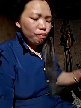 Snapshot of miomio-12 chatting on 3, 3, 2026 miomio-12 online show from 3, 3, 2026