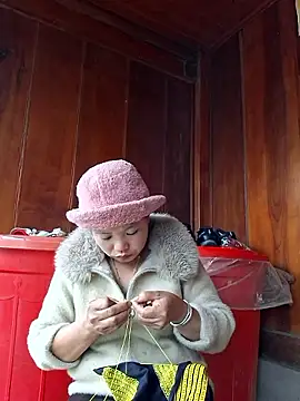 Snapshot of miomio-12 chatting on 26, 4, 2026 miomio-12 online show from 26, 4, 2026