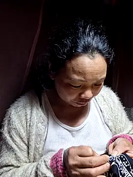 Snapshot of miomio-12 chatting on 22, 2, 2026 miomio-12 online show from 22, 2, 2026