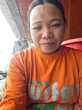 Snapshot of miomio-12 chatting on 13, 4, 2026 miomio-12 online show from 13, 4, 2026