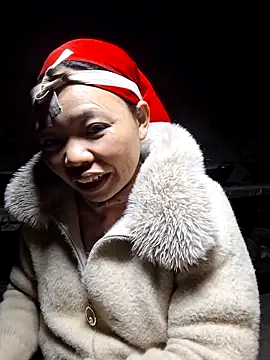 Snapshot of miomio-12 chatting on 3, 2, 2026 miomio-12 online show from 3, 2, 2026