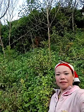 miomio-12 online show from 30, 10, 2025