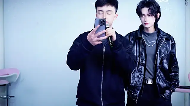 Boygayhouse online show from 2, 12, 2025