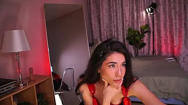 Snapshot of YokoKoko_ chatting on 4, 2, 2026 YokoKoko online show from 4, 2, 2026