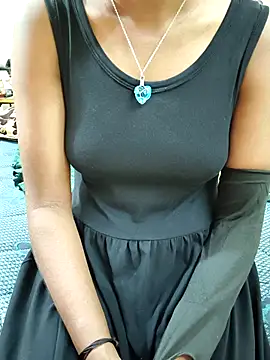 Snapshot of Chennai-couples chatting on 5, 11, 2025 Chennai-couples online show from 5, 11, 2025