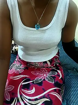 Snapshot of Chennai-couples chatting on 1, 11, 2025 Chennai-couples online show from 1, 11, 2025