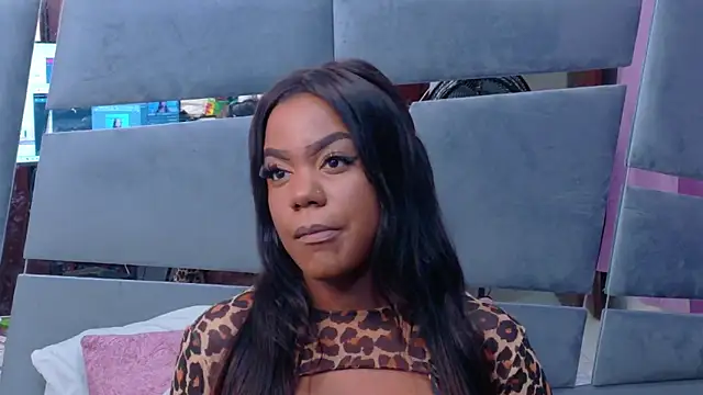 Snapshot of LorraiineJohnson chatting on 4, 11, 2025 LorraiineJohnson online show from 4, 11, 2025