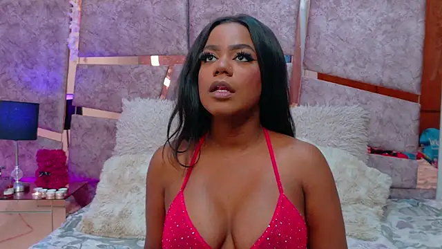 Snapshot of LorraiineJohnson chatting on 18, 10, 2025 LorraiineJohnson online show from 18, 10, 2025