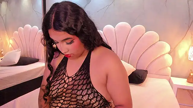 CatalinaCoopper online show from 4, 11, 2025