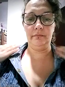 -saraqueen- online show from 14, 11, 2025