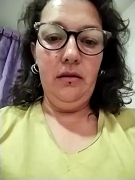 -saraqueen- online show from 9, 11, 2025