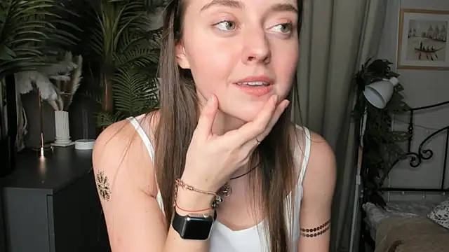 ThelmaJusto online show from 30, 10, 2025