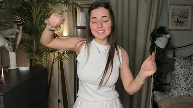 ThelmaJusto online show from 15, 11, 2025