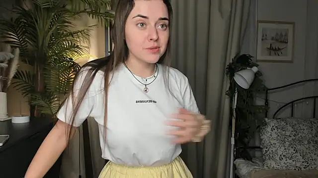 ThelmaJusto online show from 13, 11, 2025