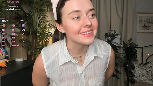 ThelmaJusto online show from 4, 4, 2026