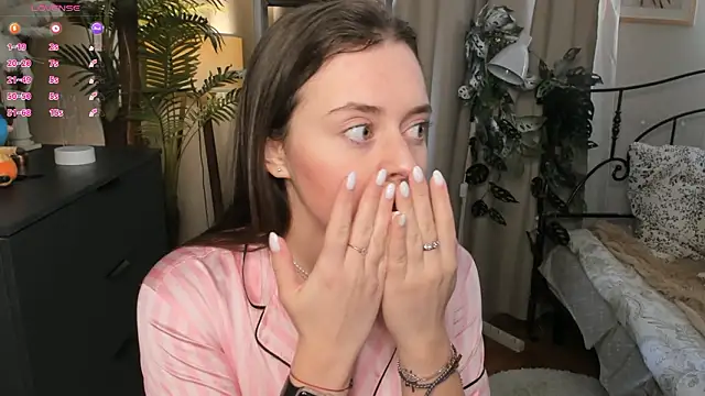 ThelmaJusto online show from 23, 3, 2026