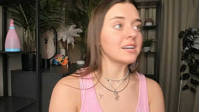 ThelmaJusto online show from 5, 2, 2026