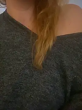 melisss2 online show from 11, 11, 2025