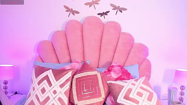 Daddysgirl 18 online show from 7, 11, 2025